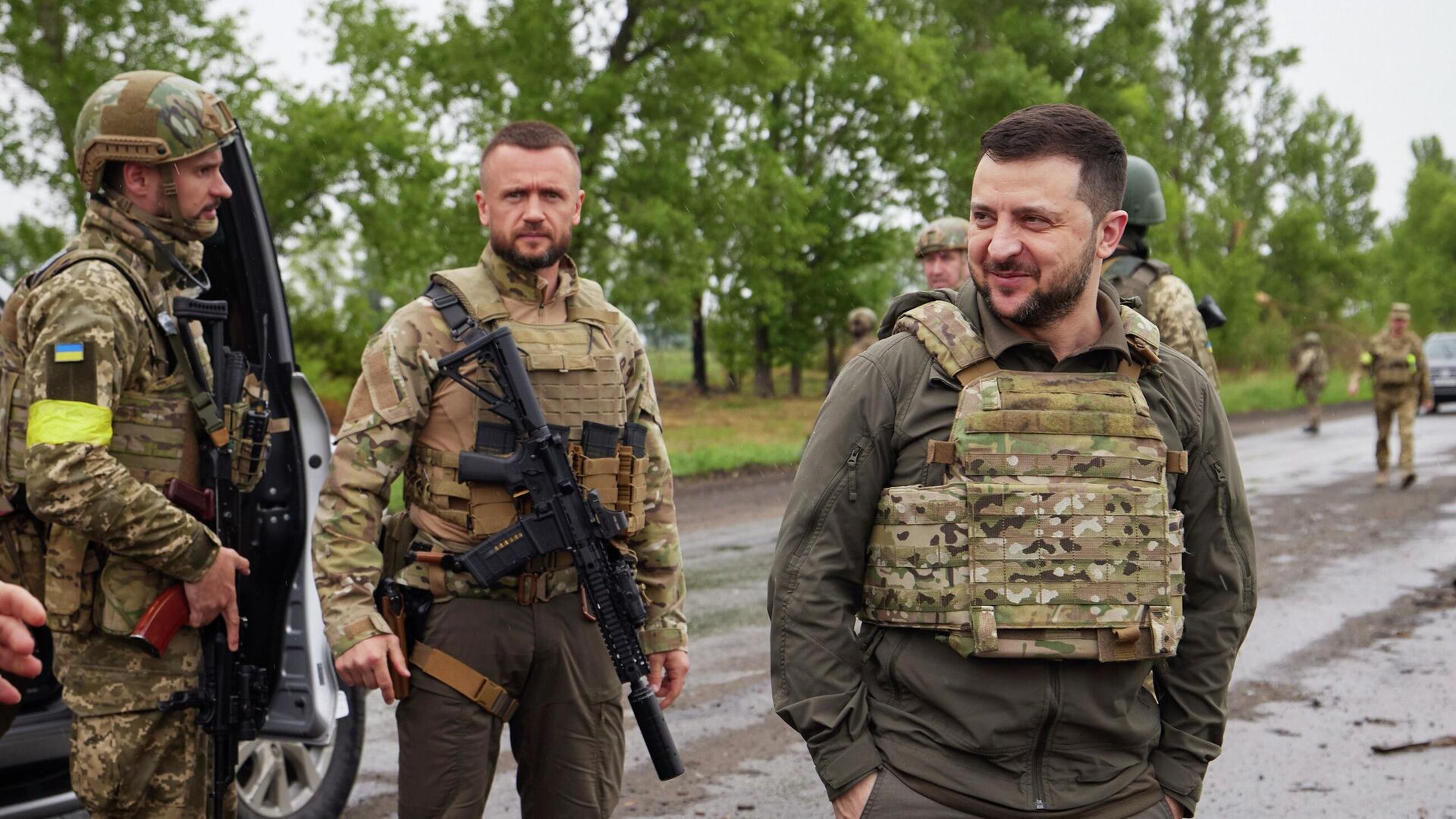 Президент Украины Владимир Зеленский во время визита в Харьковскую область  - РИА Новости, 1920, 11.06.2022