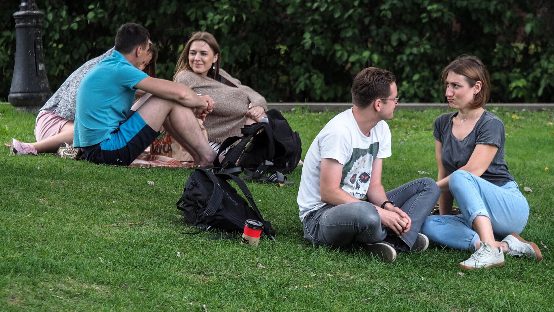 Отдыхающие в Парке Горького в Москве - РИА Новости, 1920, 22.05.2025