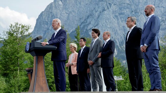 Лидеры Большой семерки на саммите G7 в Германии