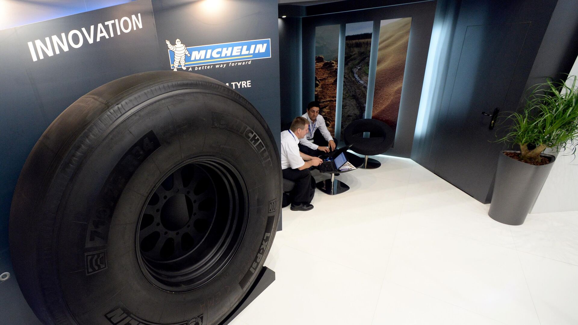 Стенд компании Michelin - РИА Новости, 1920, 28.06.2022