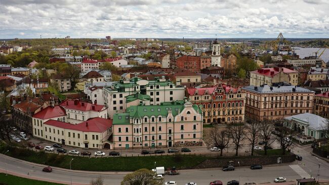 Вид на Выборг с башни святого Олафа Выборгского замка. Архивное фото