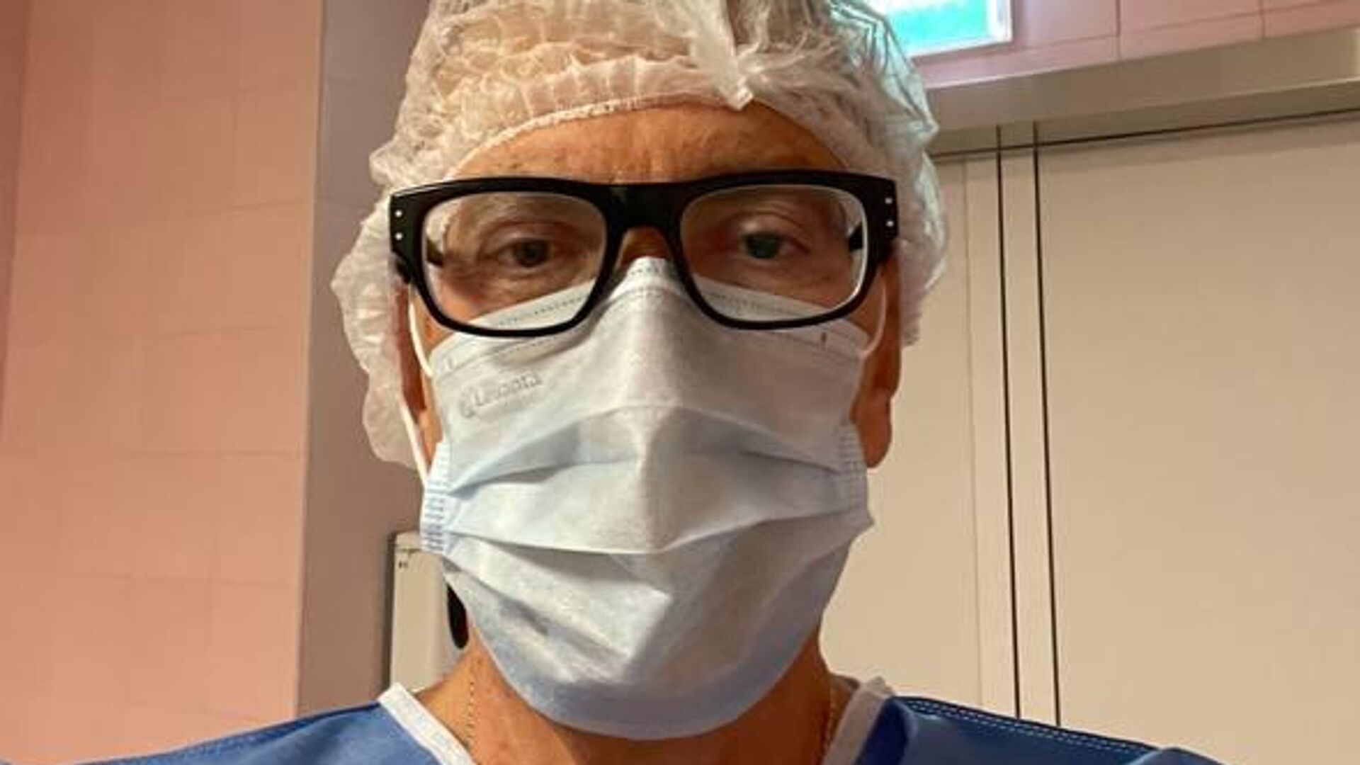 Александр Буйнов в Московском спинальном центре - РИА Новости, 1920, 01.09.2022