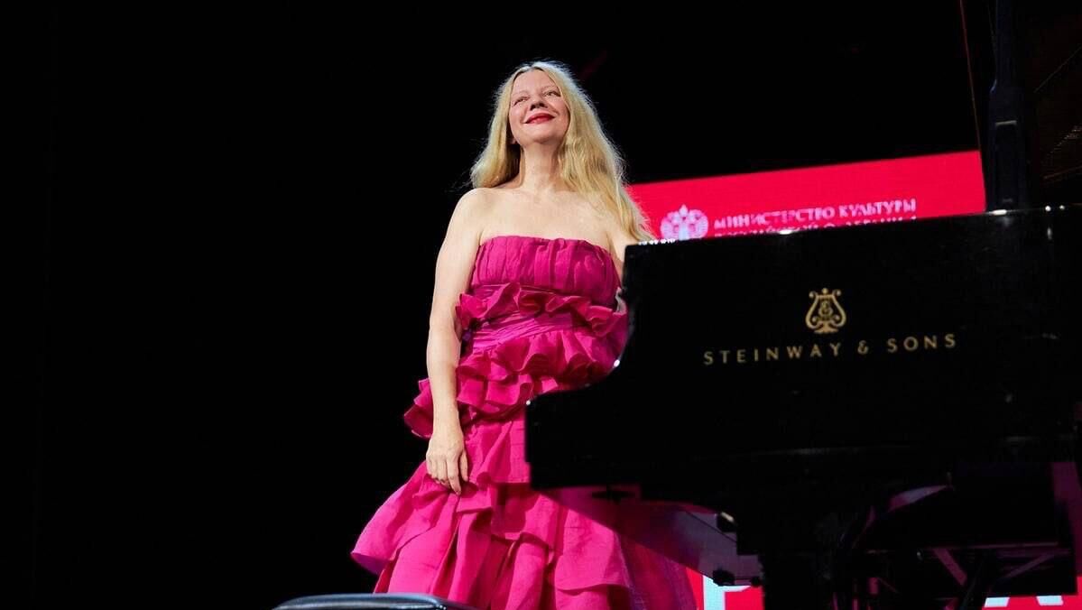 Выступление Валентины Лисицы - РИА Новости, 1920, 11.01.2023