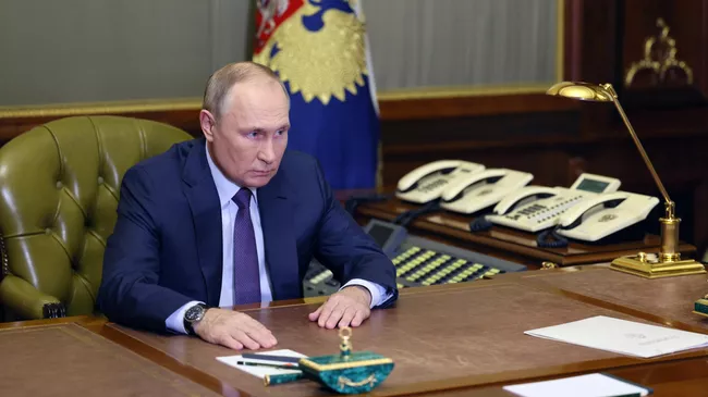 Президент РФ Владимир Путин во время встречи c главой Следственного комитета России Александром Бастрыкиным