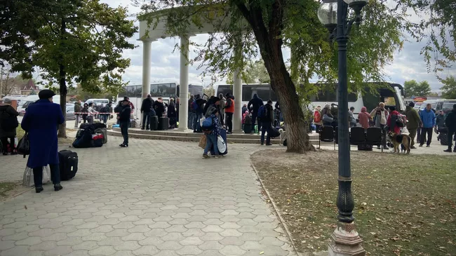 Жители Херсонской области временно покидают регион. Архивное фото