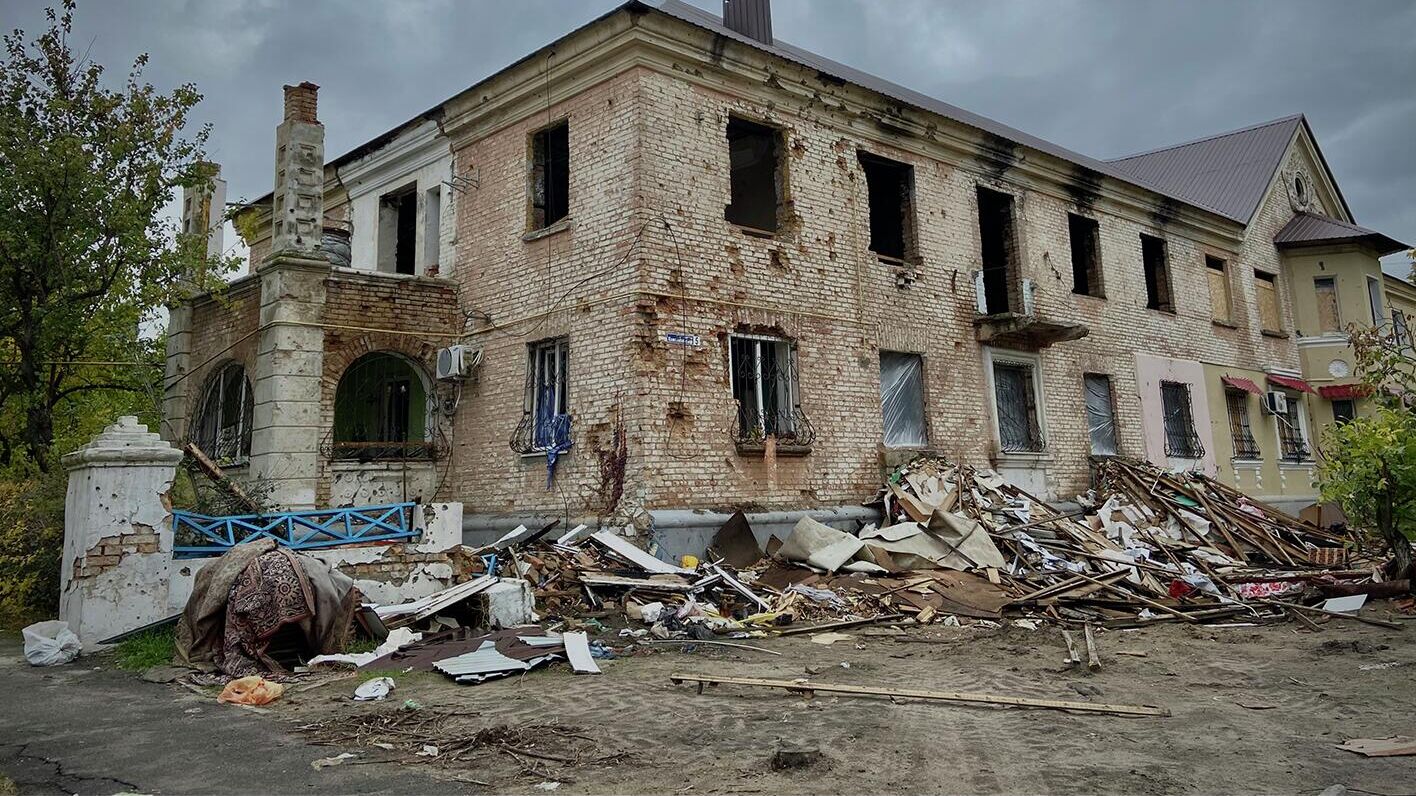 Разрушенный дом в Каховке (Архивное фото) - РИА Новости, 1920, 03.09.2023