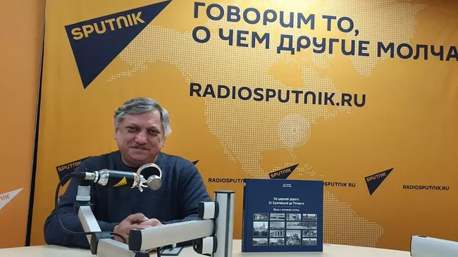 Жизнь в окружении истории: прогулки по Москве с Олегом Фочкиным