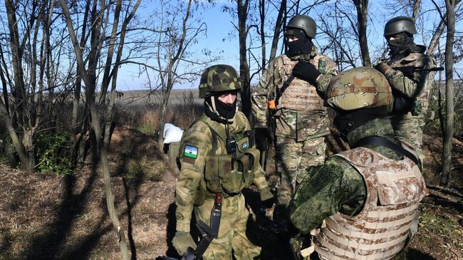 Военнослужащие ЮВО на позициях в зоне СВО. Архивное фото