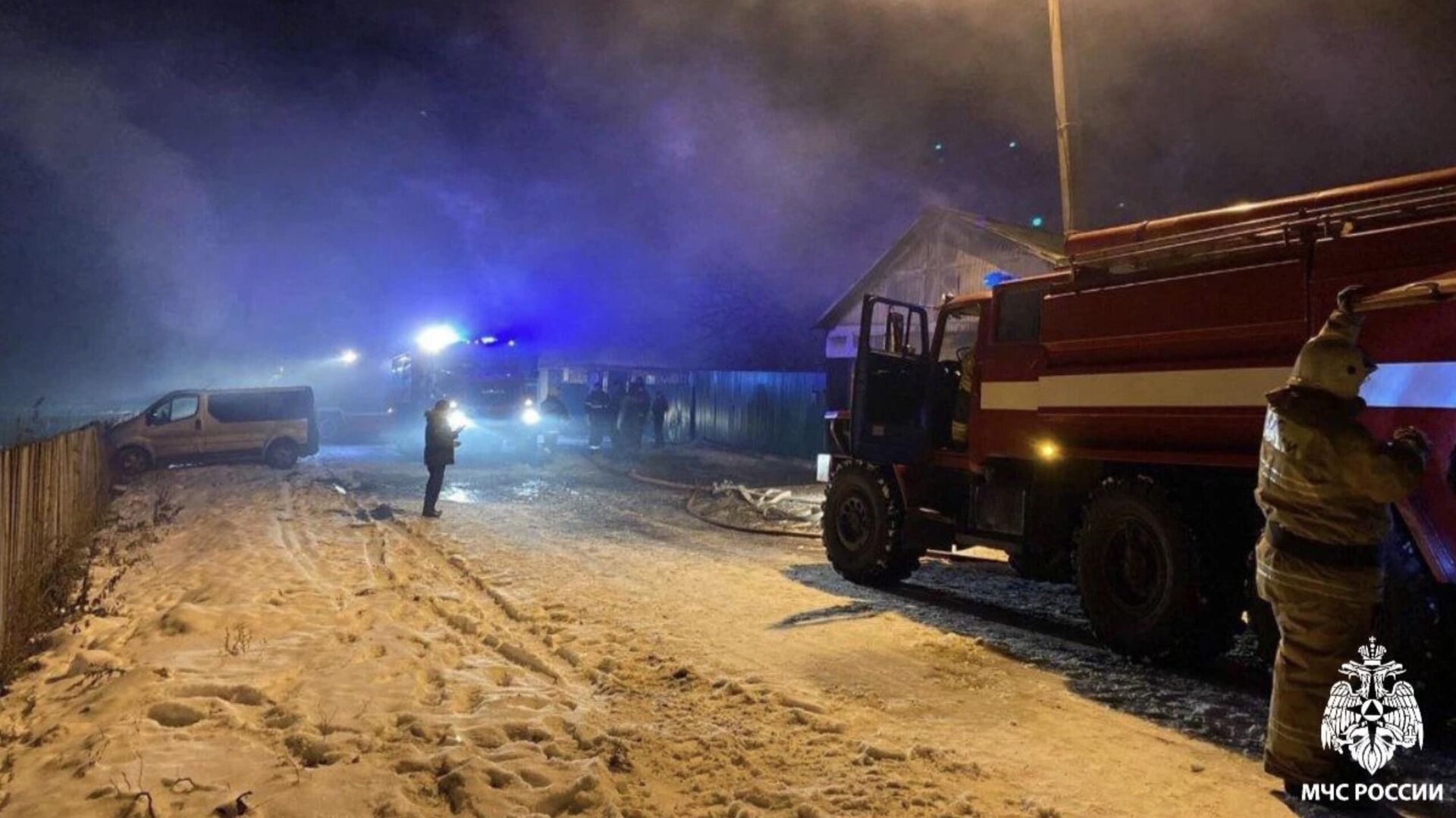 На месте пожара в селе Матвеевка Стерлитамакского района Башкирии - РИА Новости, 1920, 18.11.2022