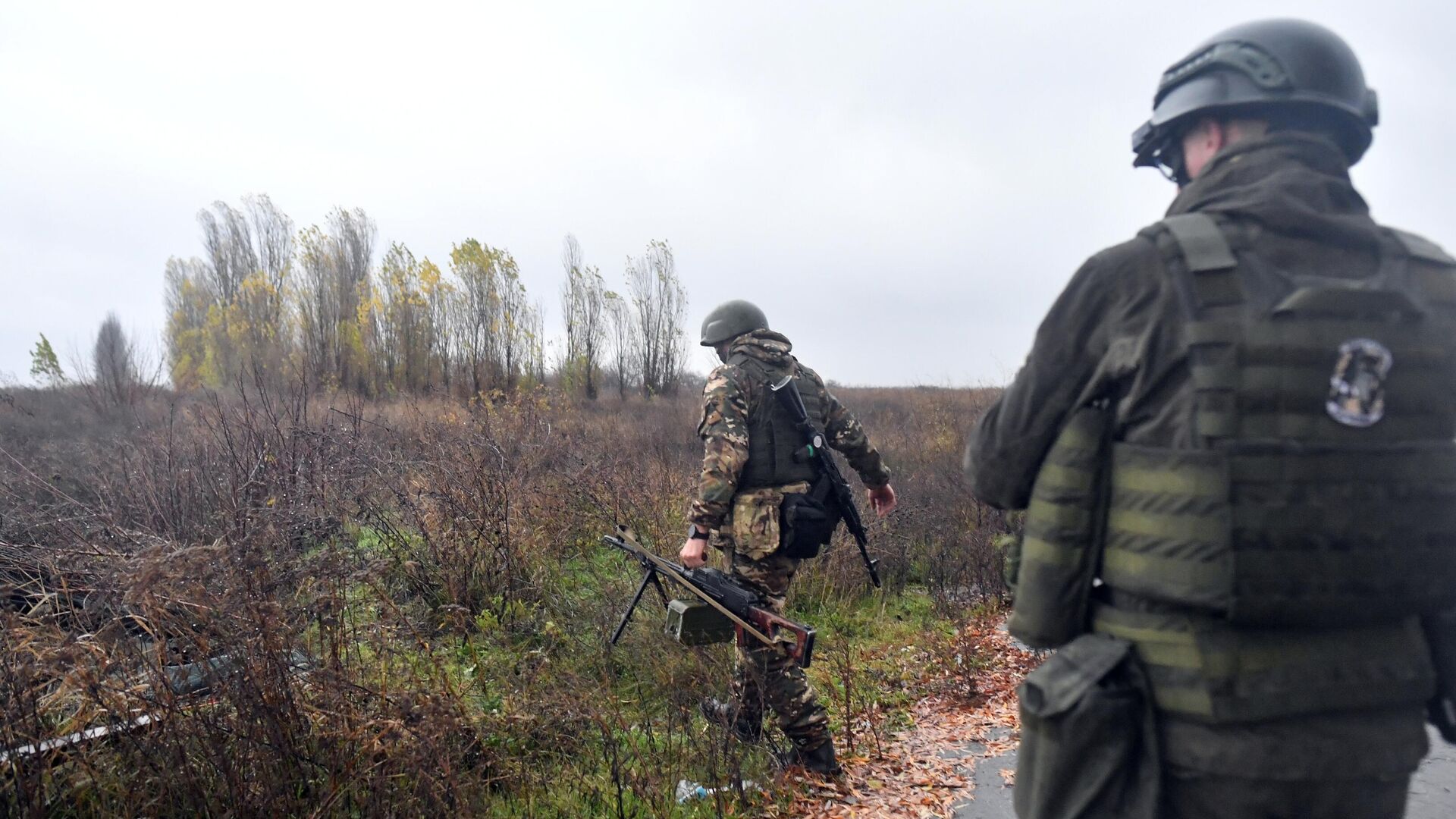 Российские военнослужащие на позициях на Запорожском направлении. Архивное фото - РИА Новости, 1920, 30.11.2022