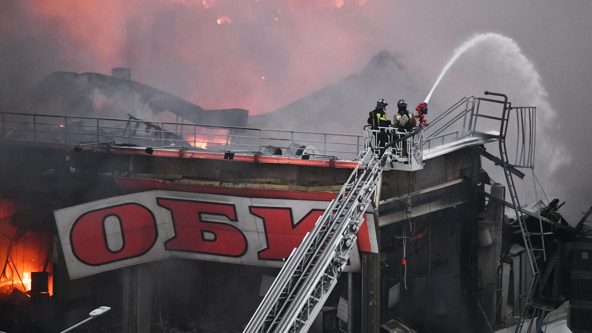 Пожар в ТЦ Мега Химки - РИА Новости, 1920, 09.12.2022