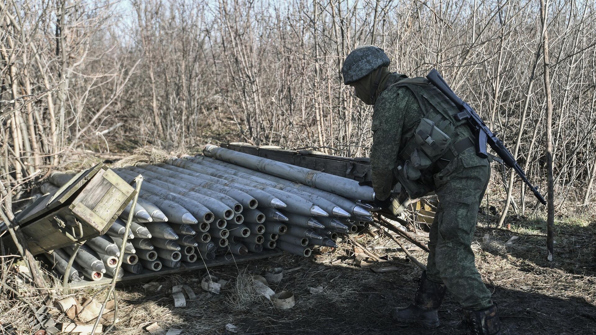 Снаряды для реактивной системы залпового огня Град Вооруженных сил РФ, задействованной в специальной военной операции. Архивное фото - РИА Новости, 1920, 17.12.2022