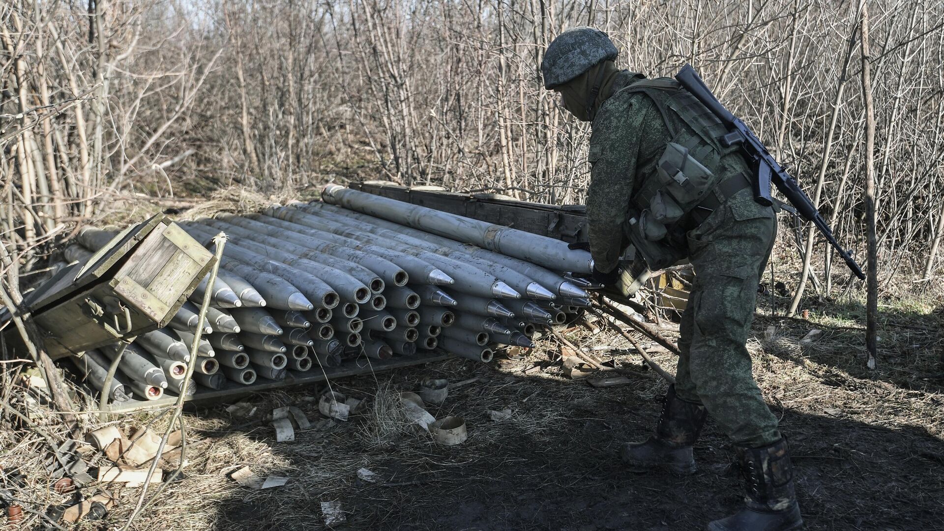 Снаряды для реактивной системы залпового огня Град Вооруженных сил РФ, задействованной в специальной военной операции. Архивное фото - РИА Новости, 1920, 17.12.2022