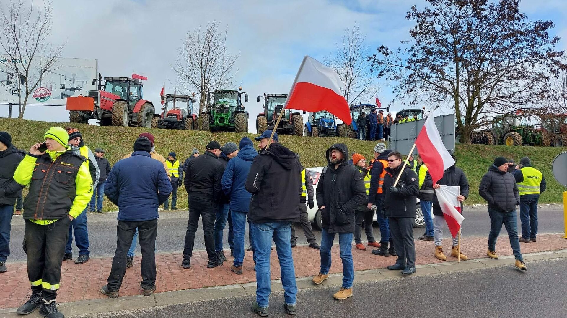 Акция протеста польских фермеров против ввоза зерна на границе с Украиной - РИА Новости, 1920, 03.04.2023
