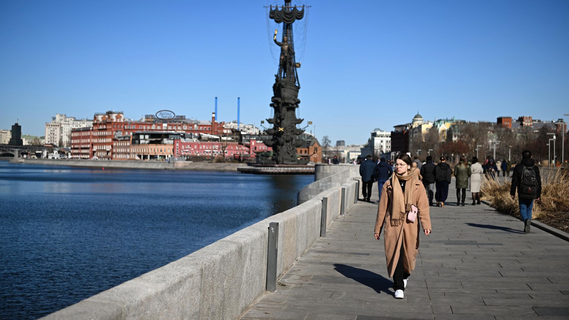 Теплая погода в Москве - РИА Новости, 1920, 02.03.2024