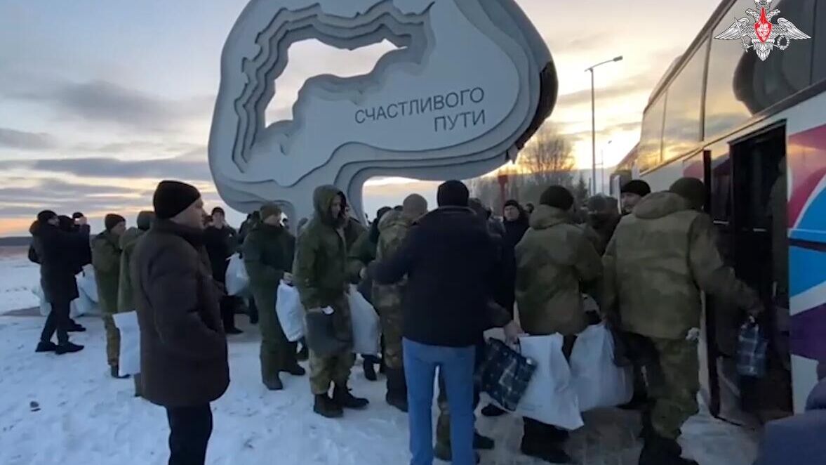 Российские военнослужащие, вернувшиеся из украинского плена - РИА Новости, 1920, 03.01.2024