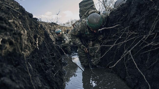 Украинские военные в зоне СВО. Архивное фото