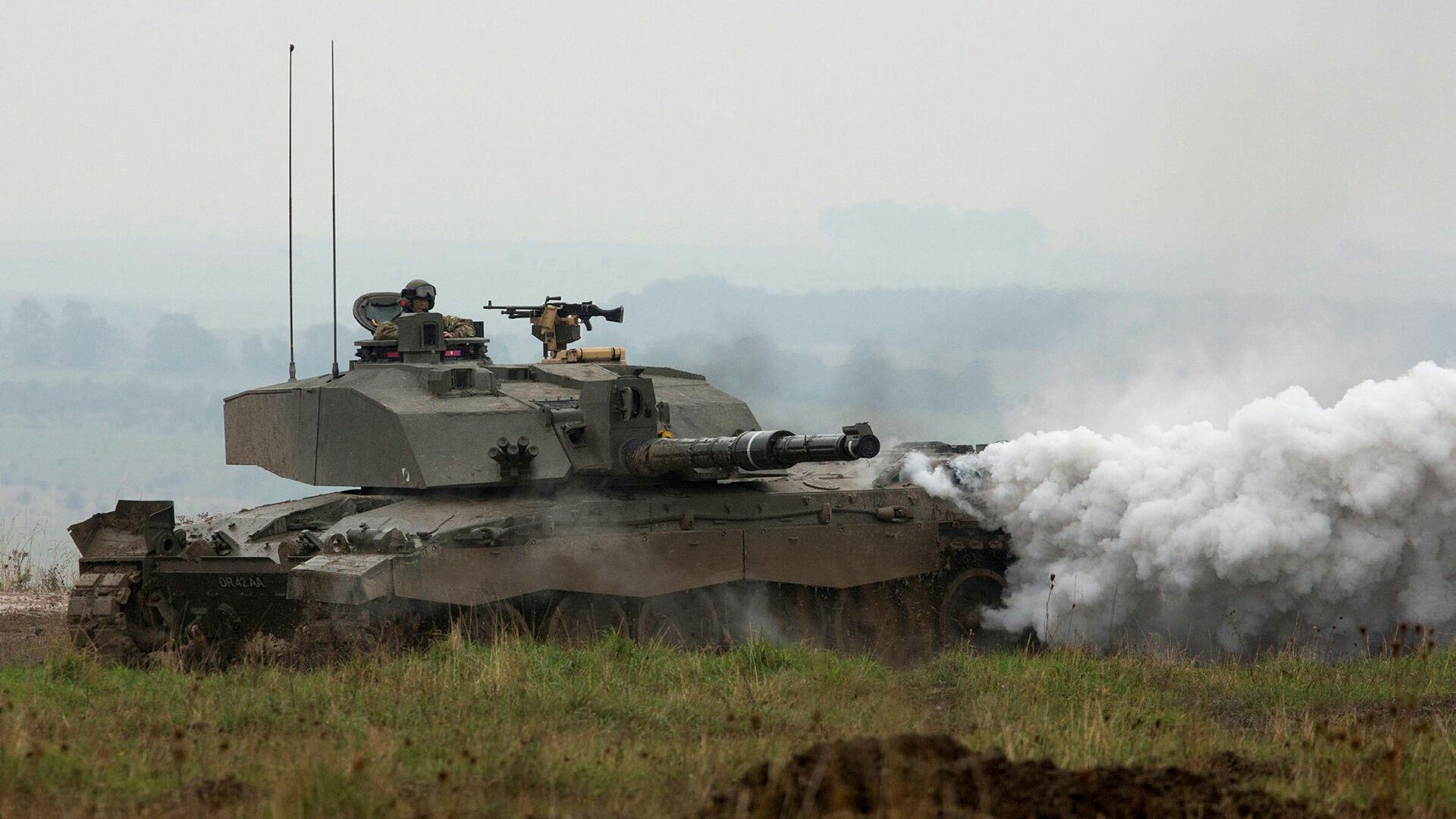 Британский основной боевой танк Challenger 2 - РИА Новости, 1920, 20.06.2024