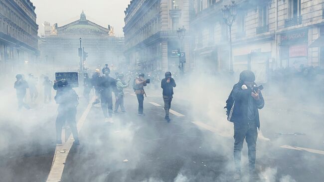 Протесты против пенсионной реформы  в Париже