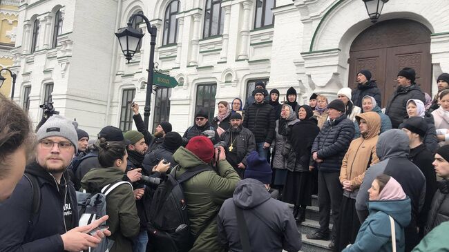 Ситуация в Киево-Печерской лавре