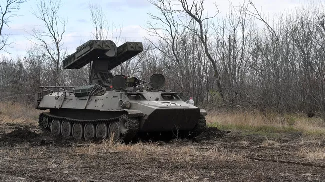 Зенитно-ракетный комплекс (ЗРК) Стрела-10 ВС РФ 