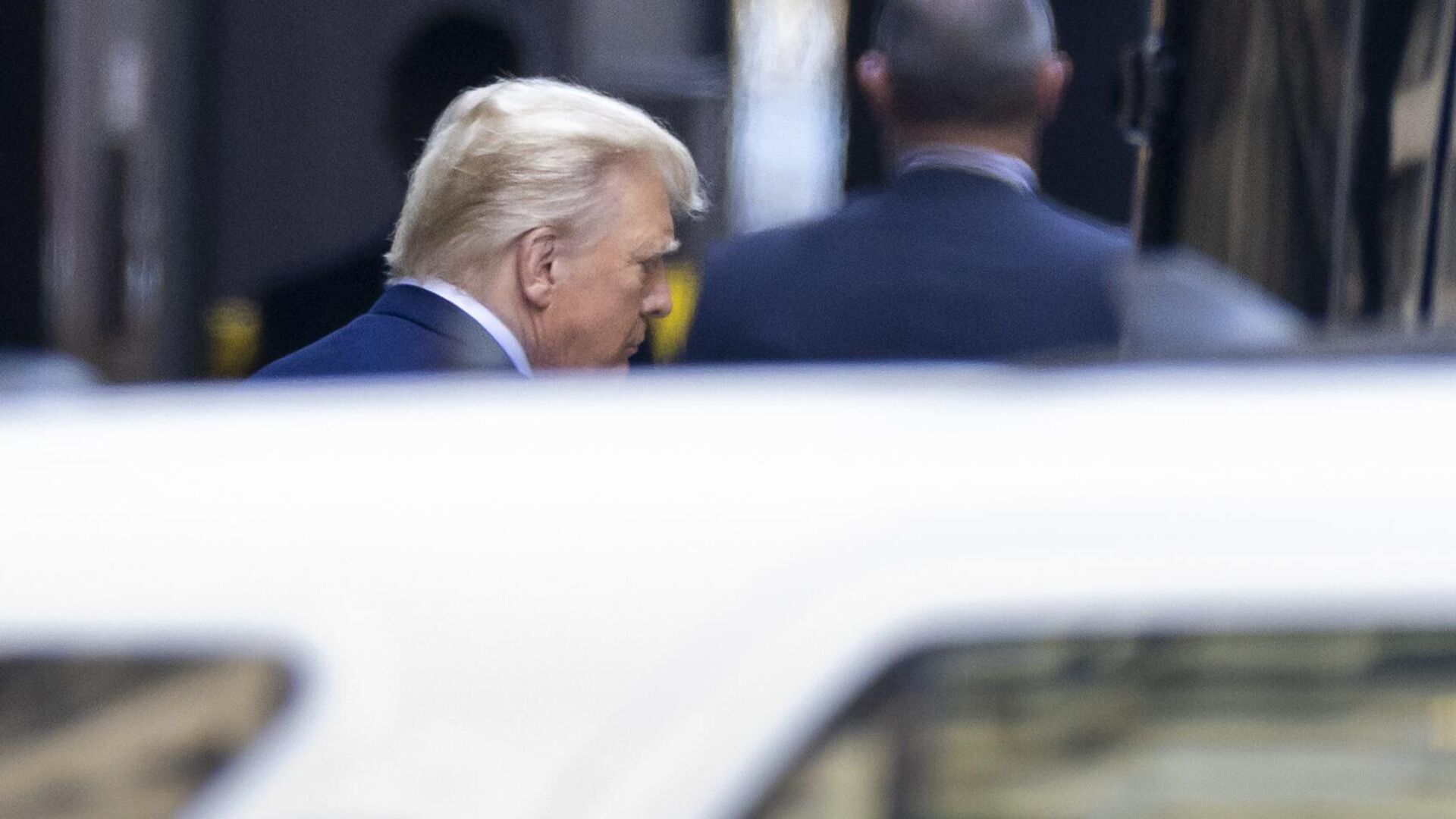 Бывший президент США Дональд Трамп покидает свой офис в Нью-Йорке - РИА Новости, 1920, 09.05.2023