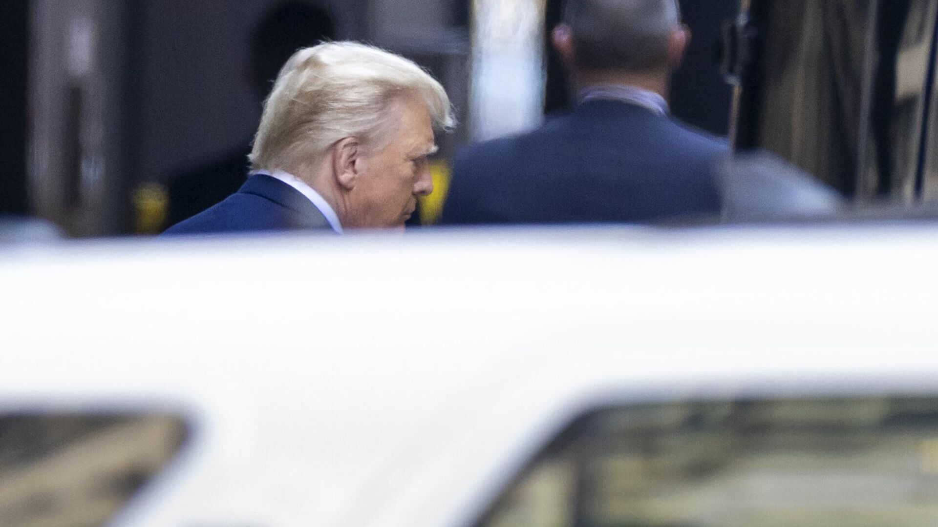 Бывший президент США Дональд Трамп покидает свой офис в Нью-Йорке - РИА Новости, 1920, 09.05.2023