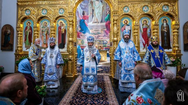 Божественная литургия в Киево-Печерской лавре. Архивное фото