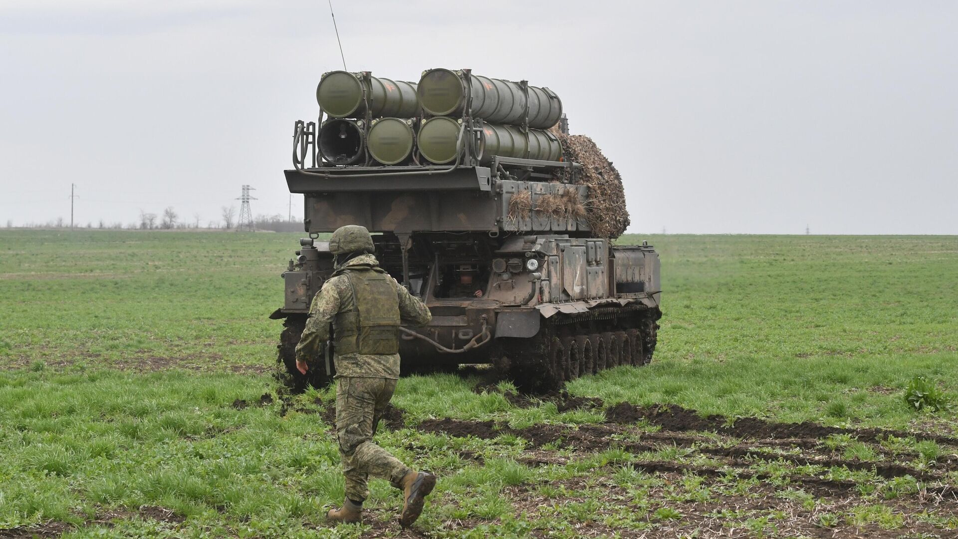 Зенитно-ракетный комплекс Бук-М3 ПВО ЮВО ВС РФ на позиции в зоне СВО - РИА Новости, 1920, 24.05.2024