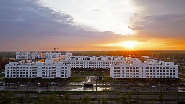 Вид на жилые дома в Октябрьском районе Мариуполя. Архивное фото