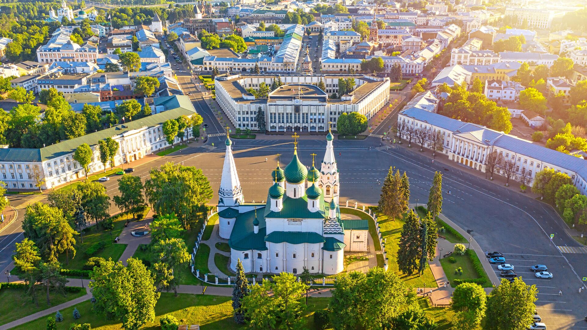 Вид на церковь Илии Пророка и центр города Ярославля - РИА Новости, 1920, 28.06.2023