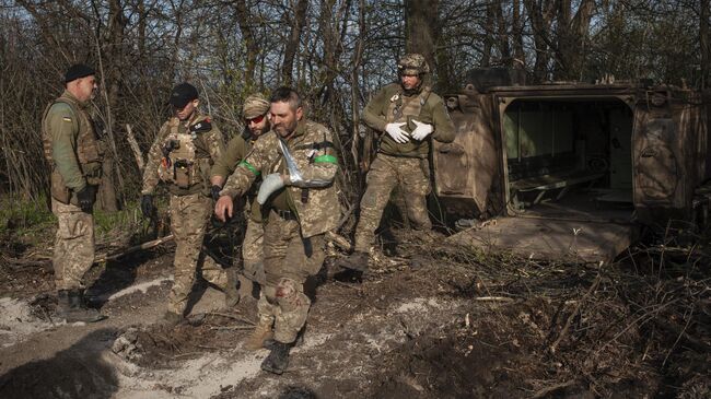 Раненые украинские военнослужащие 