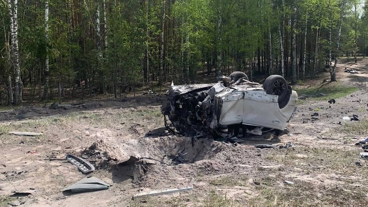 Фото с места подрыва автомобиля, в котором передвигался  Захар Прилепин - РИА Новости, 1920, 06.05.2023