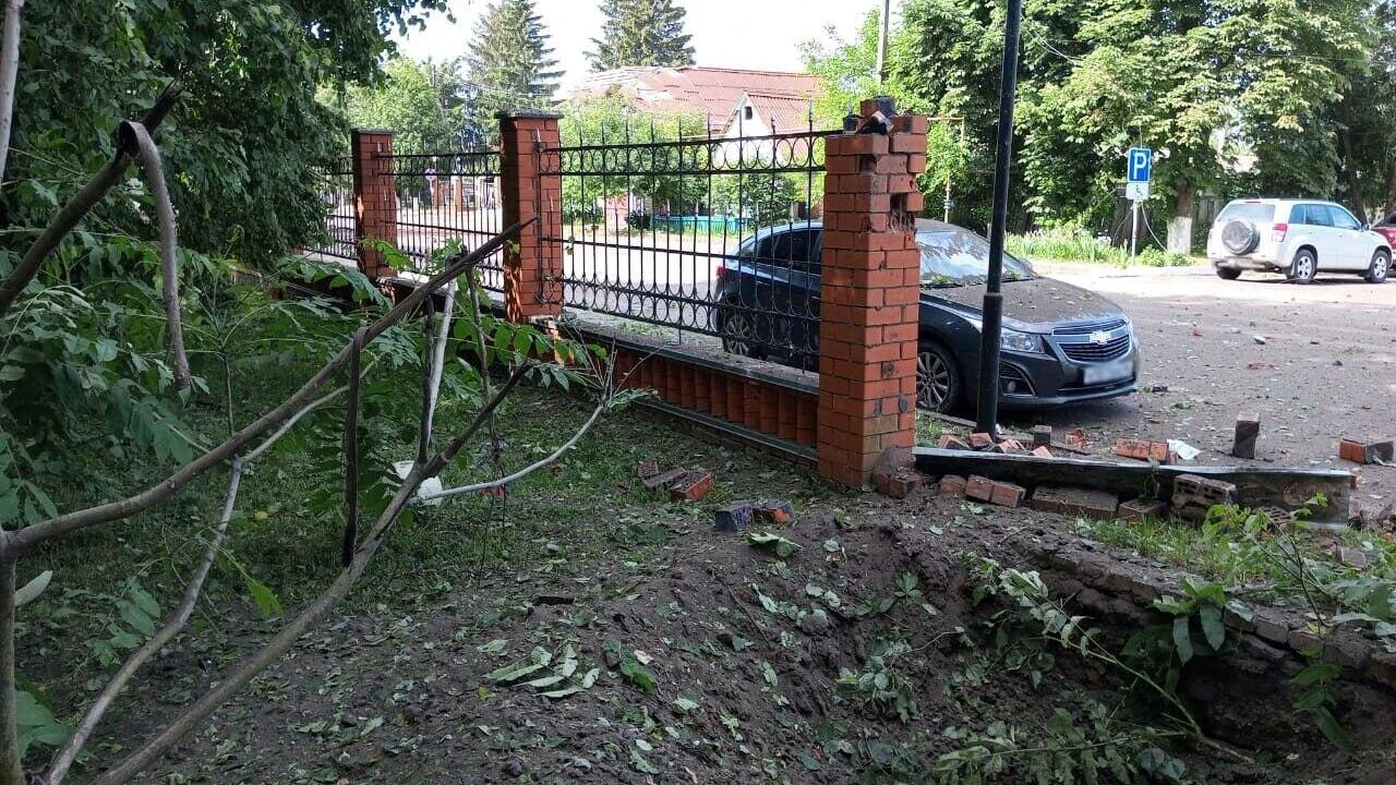 Последствия обстрела села Глушково в Курской области со стороны ВСУ - РИА Новости, 1920, 05.03.2024