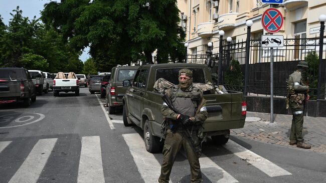 Бойцы ЧВК Вагнер на улице Ростова-на-Дону