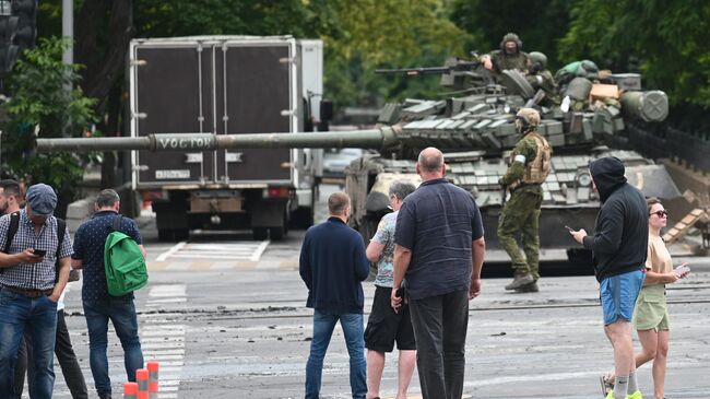 Танк ЧВК Вагнер на улице Ростова-на-Дону