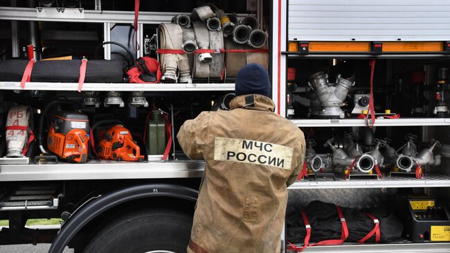 Сотрудник МЧС РФ. Архивное фото