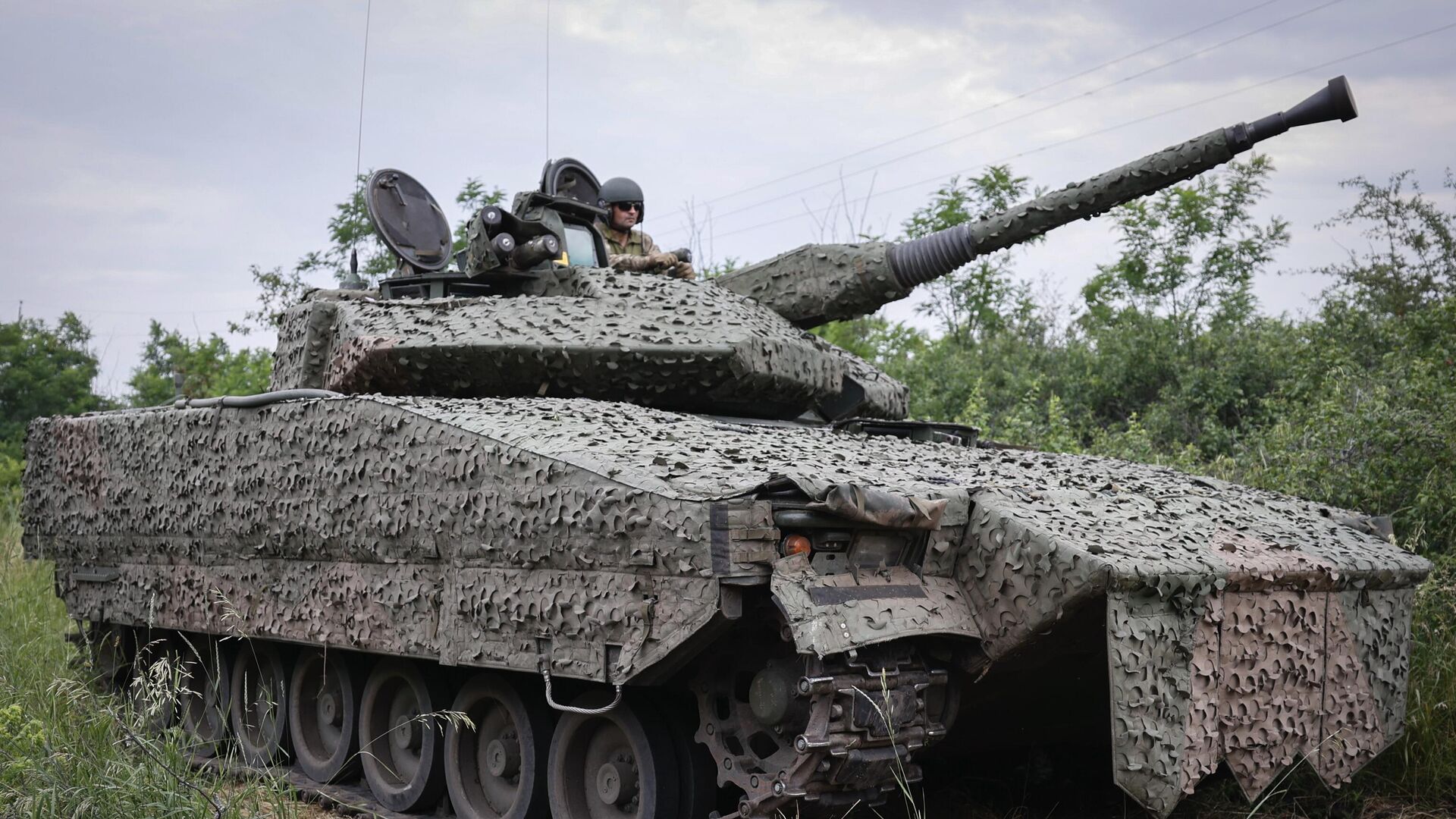 Шведская БМП CV90. Архивное фото - РИА Новости, 1920, 14.08.2023