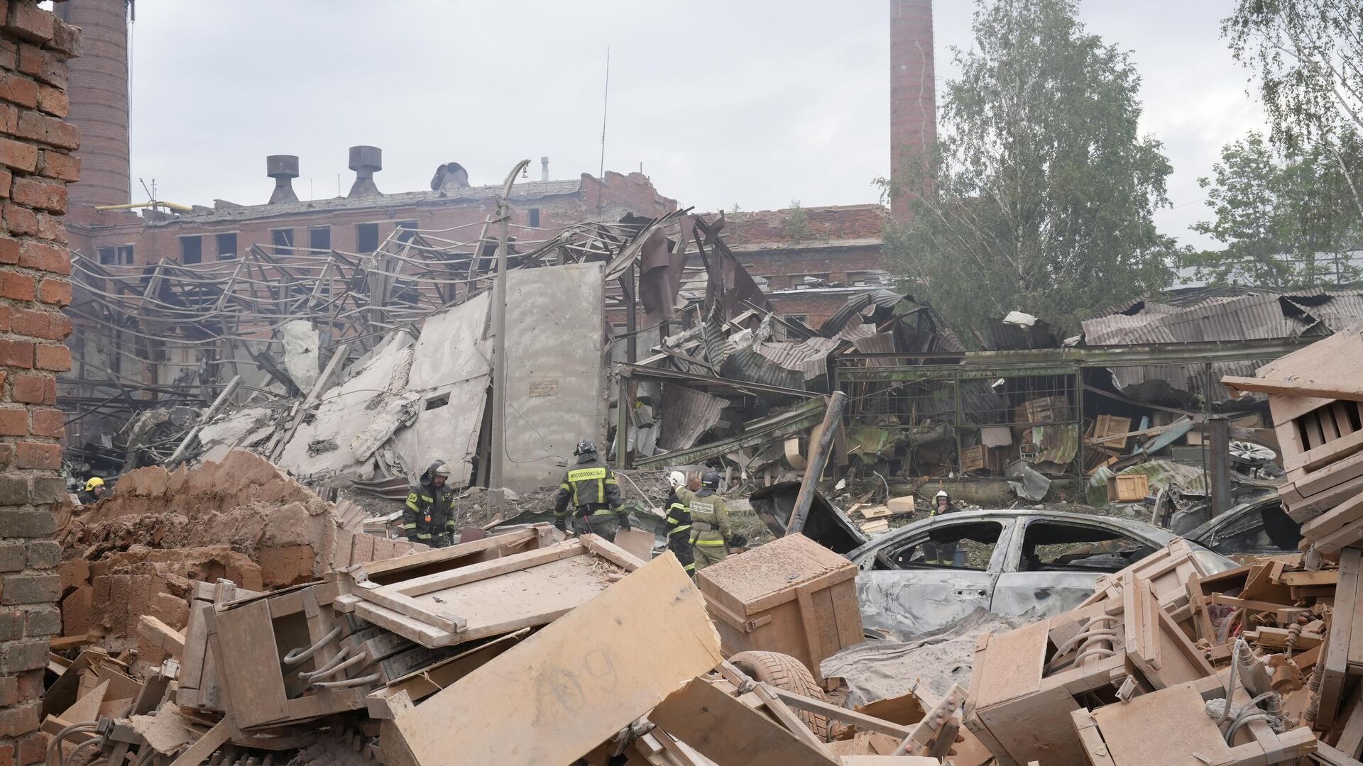 Последствия взрыва на территории Загорского оптико-механического завода в Сергиевом Посаде - РИА Новости, 1920, 11.08.2023