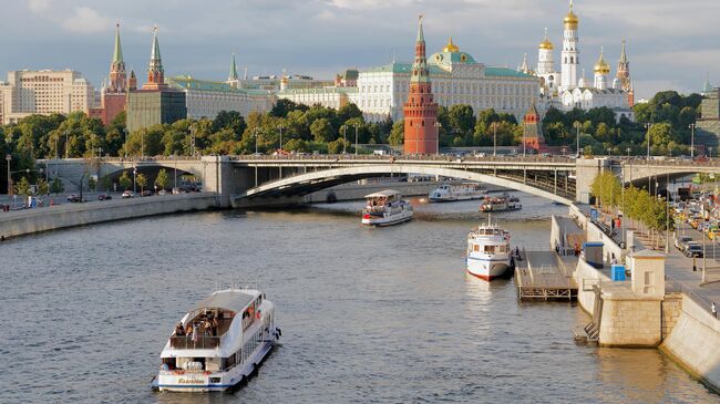 Прогулочные теплоходы на Москве-реке