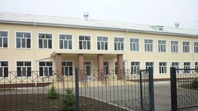 Школа в хуторе Красный Десант