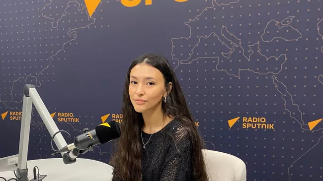 Екатерина Манойло Ветер уносит мертвые листья