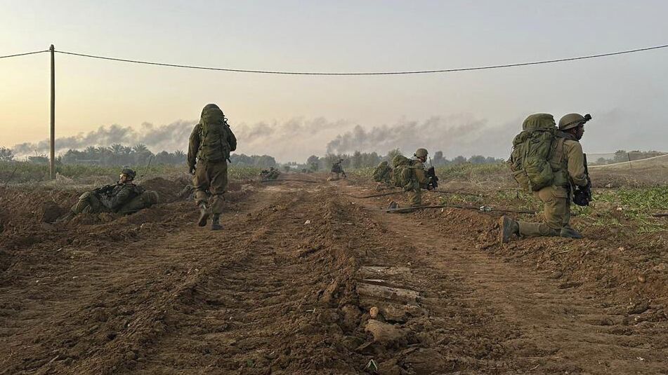 Израильские военные во время наземной операции на территории сектора Газа - РИА Новости, 1920, 04.11.2023