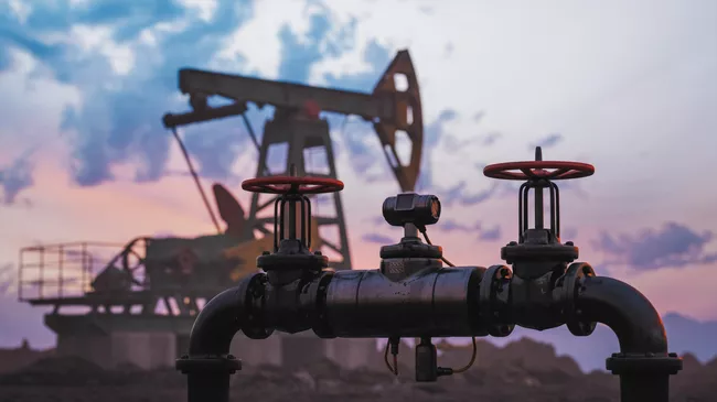 Добыча нефти. Архивное фото