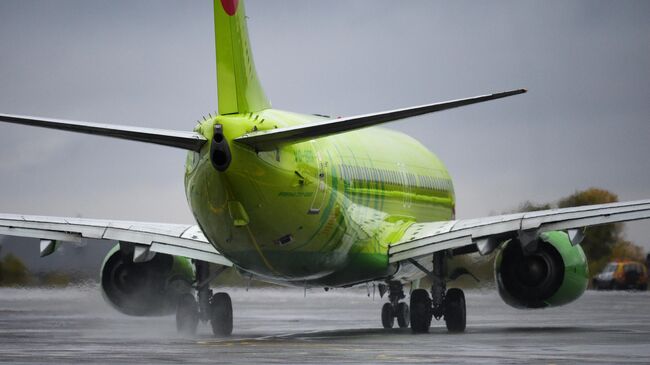 Самолет Boeing 737 авиакомпании S7 Airlines