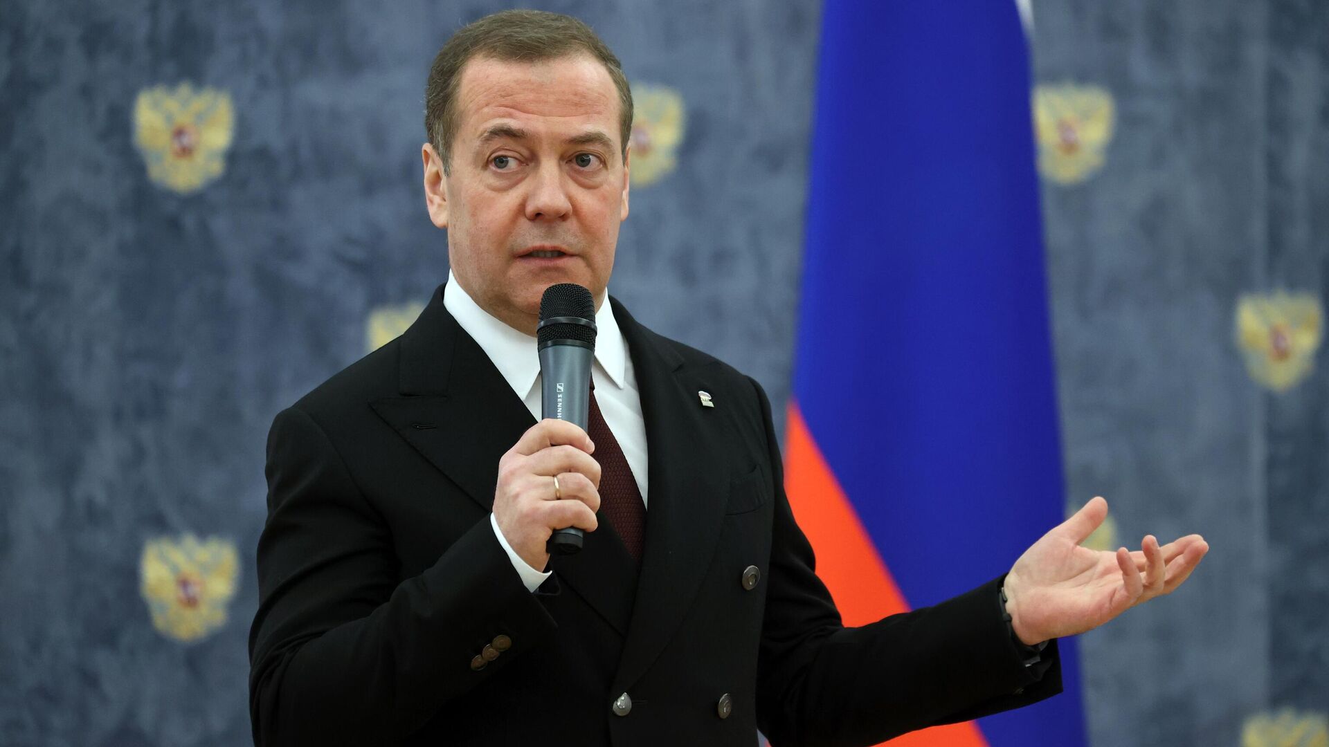Заместитель председателя Совета безопасности РФ Дмитрий Медведев  - РИА Новости, 1920, 15.02.2024
