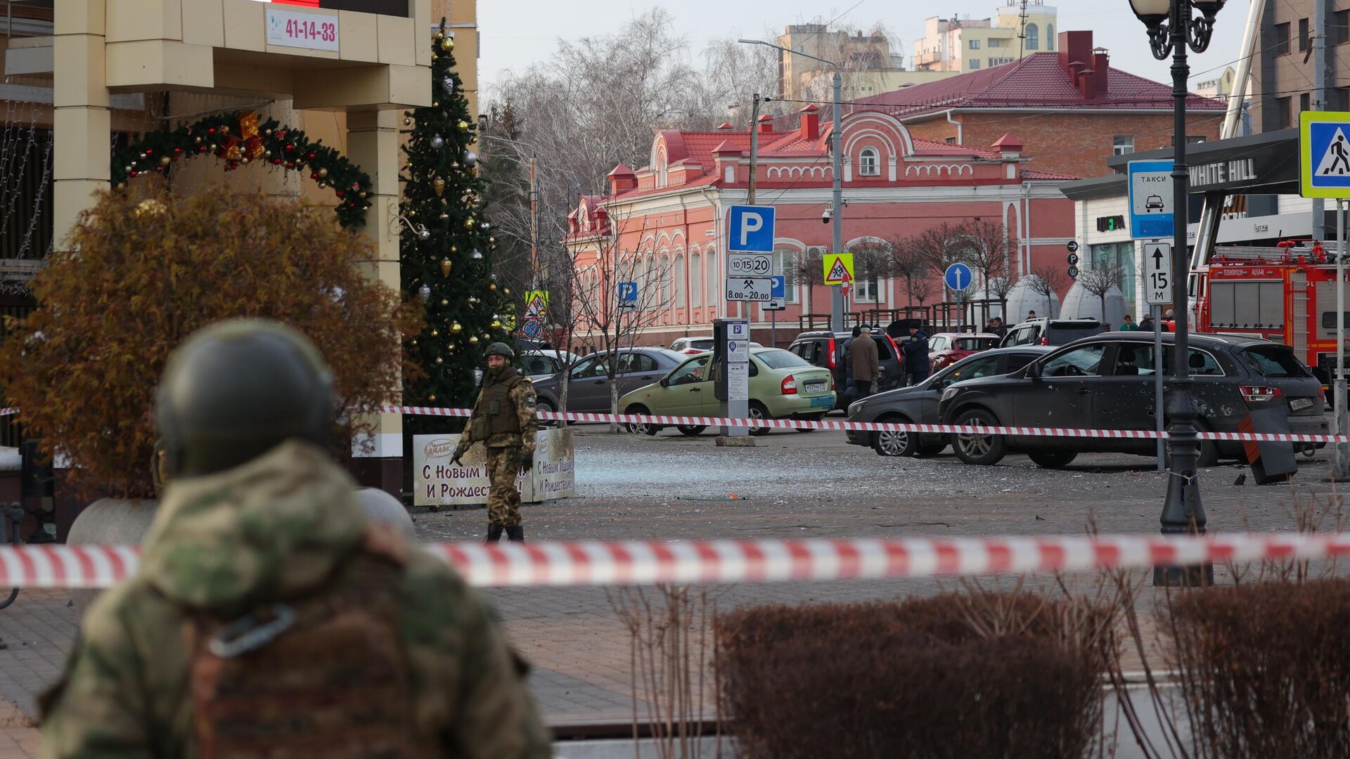 Последствия удара украинских войск по центру Белгорода - РИА Новости, 1920, 31.12.2023