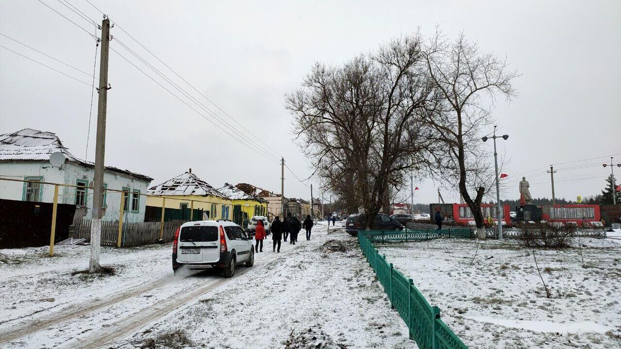 На месте аварийного схода боеприпаса в Острогожском районе Воронежской области - РИА Новости, 1920, 03.01.2024