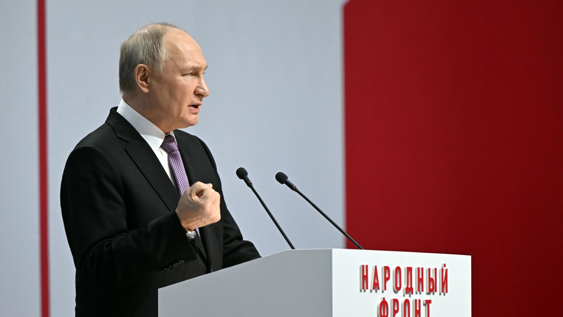 Президент РФ Владимир Путин проводит встречу с участниками форума ОНФ Всё для Победы! в Туле - РИА Новости, 1920, 02.02.2024