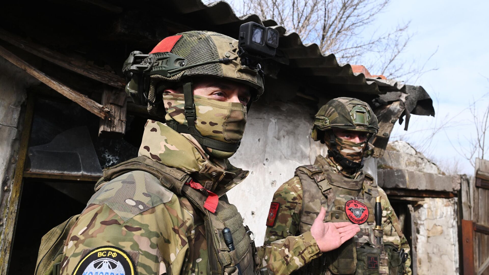 Бойцы 15-й отдельной мотострелковой бригады Центрального военного округа, уничтожившие танк Abrams на Авдеевском направлении специальной военной операции. Архивное фото - РИА Новости, 1920, 04.03.2024